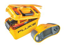 ../../upload/old-site/photos/fluke_1653b_accessories_box.jpg