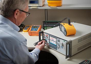 FLUKE 5322A/5/VLC/40