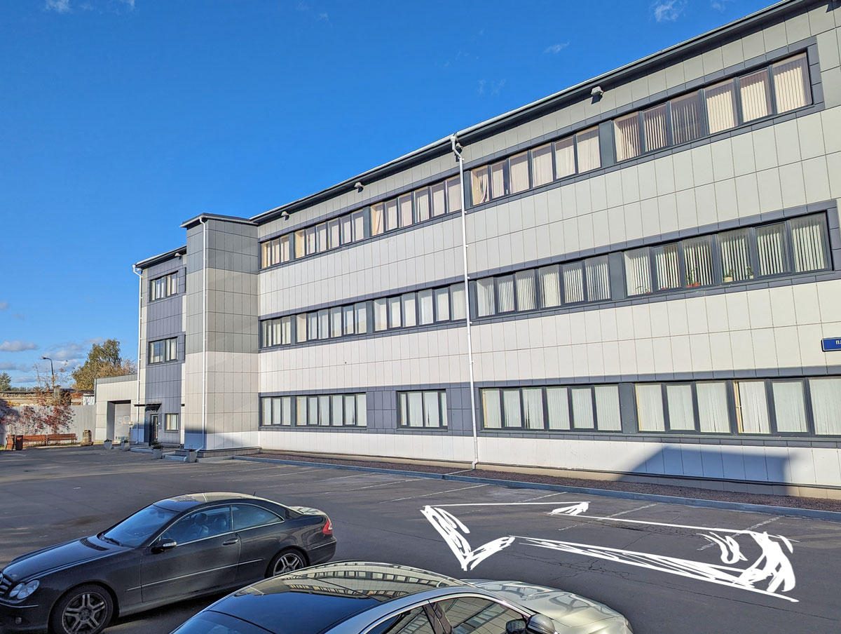 Выбирайте место для парковки. Вход для клиентов - дальний подъезд. Выбирайте место для парковки. Вход для клиентов - дальний подъезд.